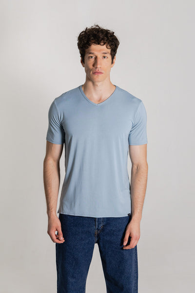Playera de Bambú Cuello-V Hombre